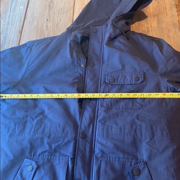 New Hurley Jacket - Picture 13 of 15